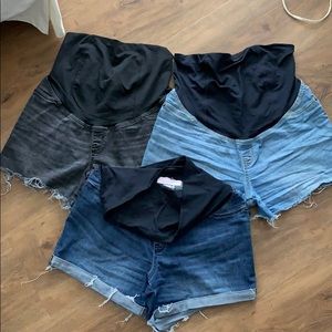 Bundle of 3 Liz Lange full panel maternity shorts